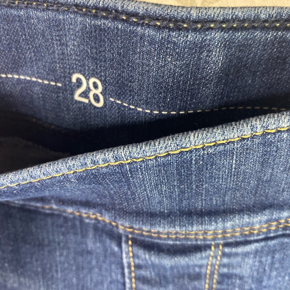 Levi’s - Picture 5 of 5